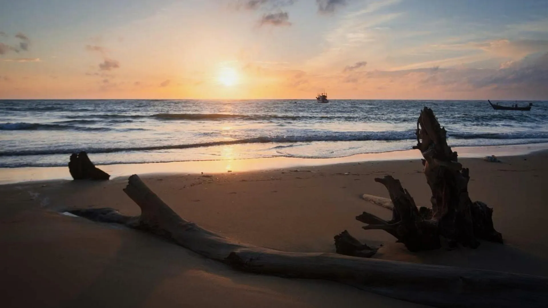 Ideo Phuket Hotel - Sha Extra Plus Nai Yang Beach